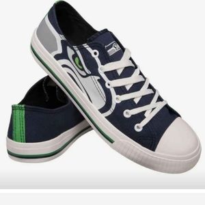 Foco Seattle Seahawks canvas low top sneaker unisex Mens size 9/Women’s size 7.5